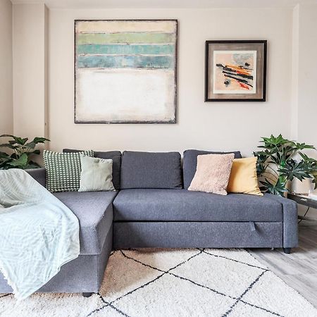 Fantastico Atico 2 Hab Y Gran Terraza Privada Apartman Sevilla Kültér fotó